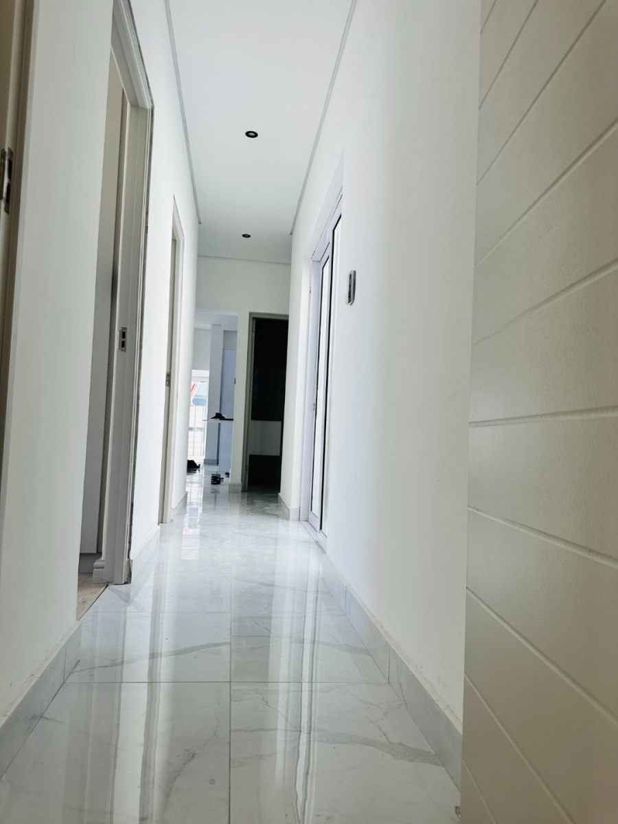 3 Bedroom Property for Sale in Sandown Western Cape